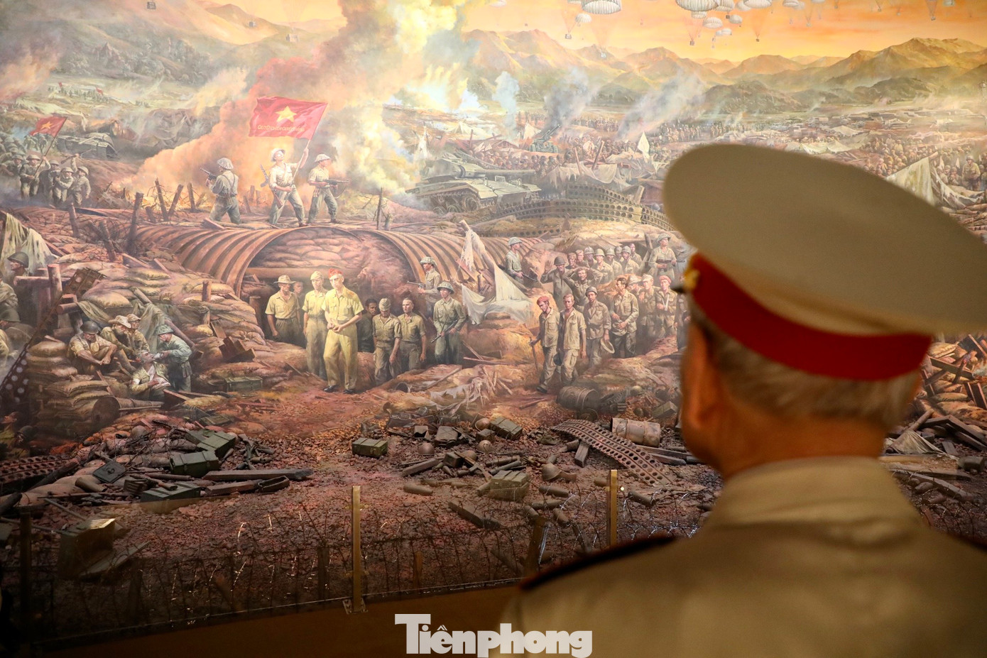 Chỉ trong tháng 3, Bảo tàng đã đón hơn 50.400 lượt khách tham quan, trong đó có nhiều đoàn cựu chiến binh các tỉnh, thành phố trong nước và cán bộ, chiến sĩ, sinh viên tham quan, nghiên cứu, tìm hiểu, ôn lại truyền thống lịch sử.