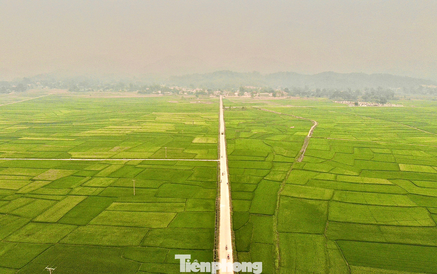 Chiến tranh đã lùi xa 70 năm. Ngày nay, Mường Thanh trở thành vựa lúa lớn ở vùng Tây Bắc với diện tích hơn 140 km2. Cánh đồng Mường Thanh được tính là thung lũng Mường Thanh, thuộc địa giới thành phố Điện Biên Phủ và huyện Điện Biên. Trong đó, phần lớn diện tích cánh đồng Mường Thanh thuộc huyện Điện Biên và đây cũng là nơi chưa đô thị hóa, tập trung cho sản xuất nông nghiệp.