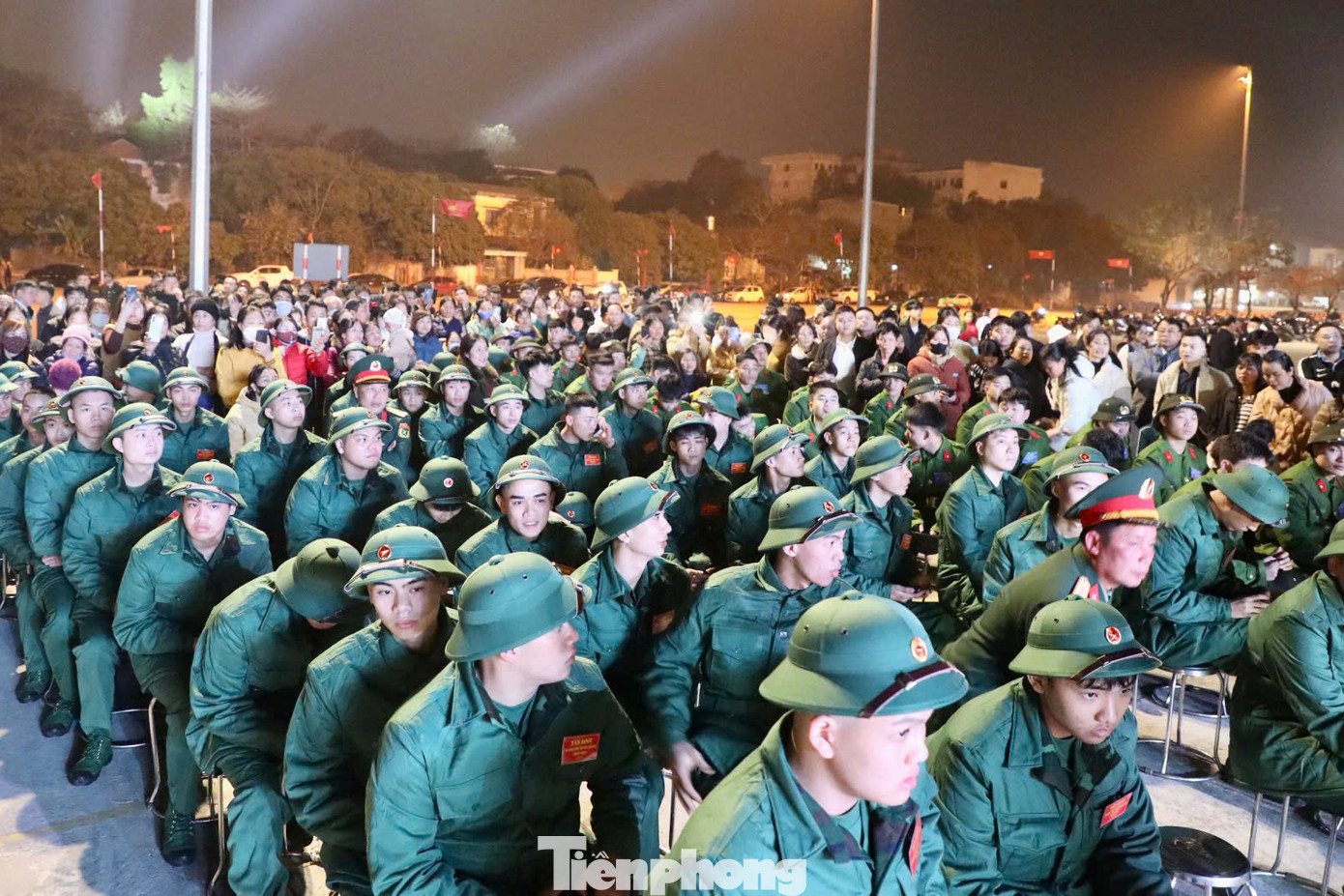 Năm nay, toàn tỉnh Tuyên Quang được giao chỉ tiêu tuyển chọn 1.388 tân binh tham gia nghĩa vụ quân sự và công an, trong đó có 1.150 tân binh thực hiện nghĩa vụ quân sự và 238 tân binh tham gia nghĩa vụ công an. Tại TP Tuyên Quang, 124 tân binh đã có mặt để tham gia chương trình, sẵn sàng cho ngày lên đường nhập ngũ.