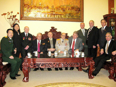 Các cựu chuyên gia quân sự Xô Viết tham dự kỷ niệm ngày 22-12 với sứ quán Việt Nam tại LB Nga