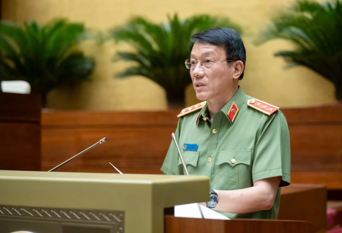 Thượng tướng Lương Tam Quang, Bộ trưởng Bộ Công an. Thượng tướng Lương Tam Quang, Bộ trưởng Bộ Công an.