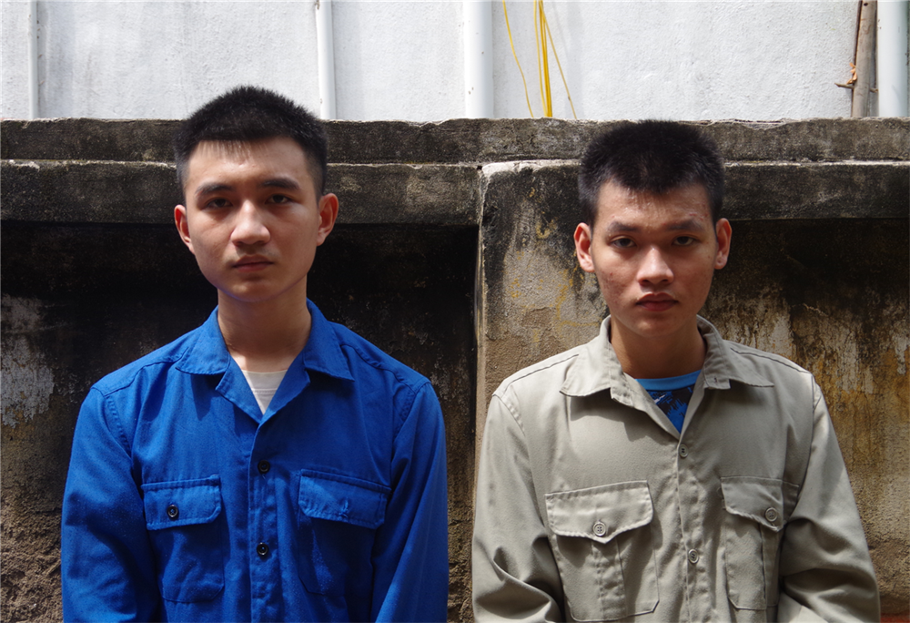 Hai đối tượng cầm đầu đường dây ma túy liên tỉnh: Nguyễn Gia Bảo (trái) và Trần Hoàng Thái (phải). Hai đối tượng cầm đầu đường dây ma túy liên tỉnh: Nguyễn Gia Bảo (trái) và Trần Hoàng Thái (phải).