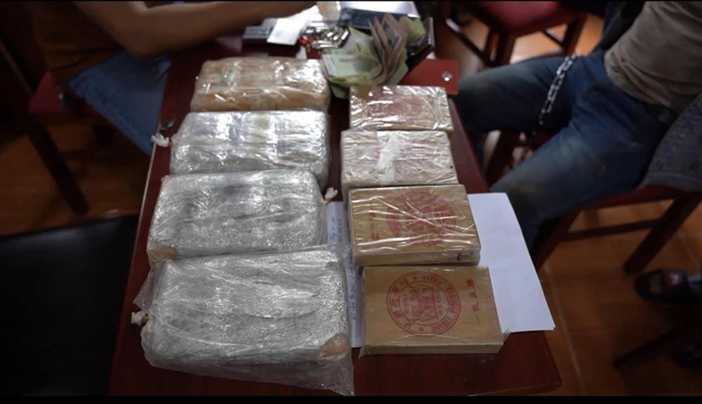 Tang vật vụ án. Tang vật vụ án.