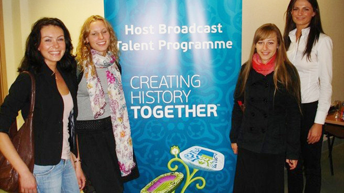 Bạn trẻ Ba Lan trong một cuộc thi tìm kiếm tài năng