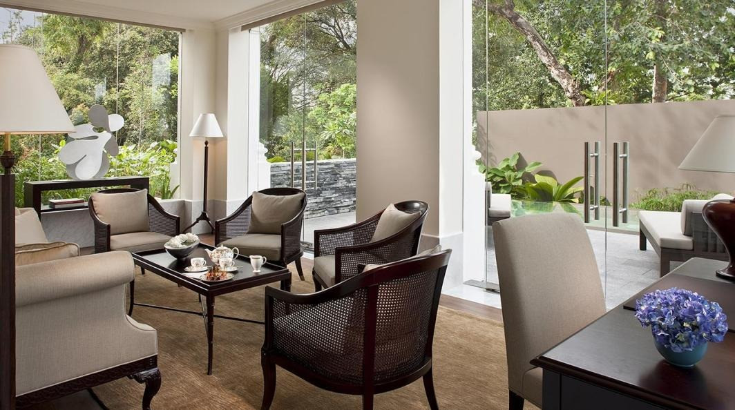 Taylor Swift được xe của Capella chở từ sân bay đến thẳng Colonial Manor vào ngày 27/2. Khu nghỉ dưỡng tồn tại hơn 140 năm đáp ứng được nhu cầu về tiện nghi và yên tĩnh cho Taylor Swift. Ảnh: Capella Singapore.