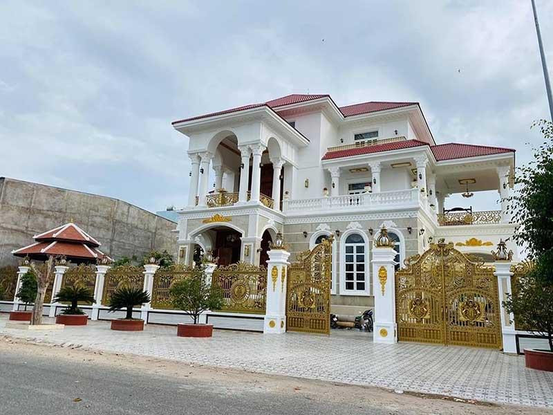 Có thể thấy, với xu hướng thiết kế mới lạ, ấn tượng, mang đến vẻ đẹp đơn giản, gần gũi, mẫu nhà mái Nhật đang ngày càng được ưa chuộng ở cả thành thị lẫn nông thôn Việt Nam.