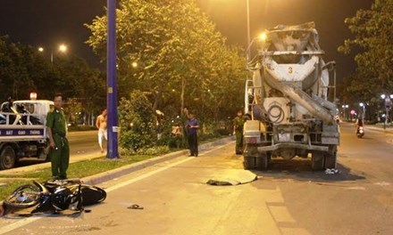 BẢN TIN ATGT: 'Hung thần' container ủi bay 'xế hộp' Camry trên xa lộ ảnh 5