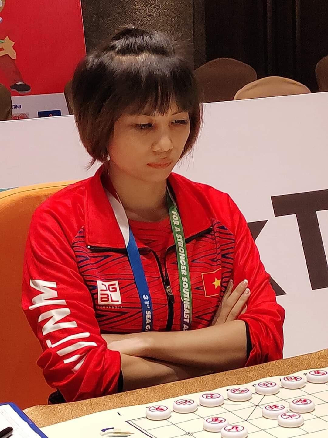 Sự tập trung của kỳ thủ Kim Loan trong mỗi trận đấu