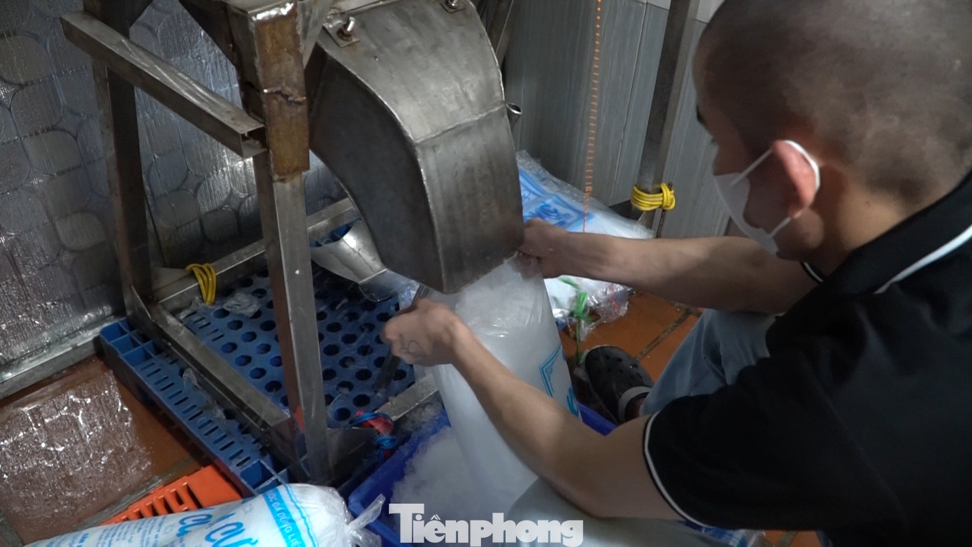 Các loại đá viên, đá bào luôn trong tình trạng cháy hàng.