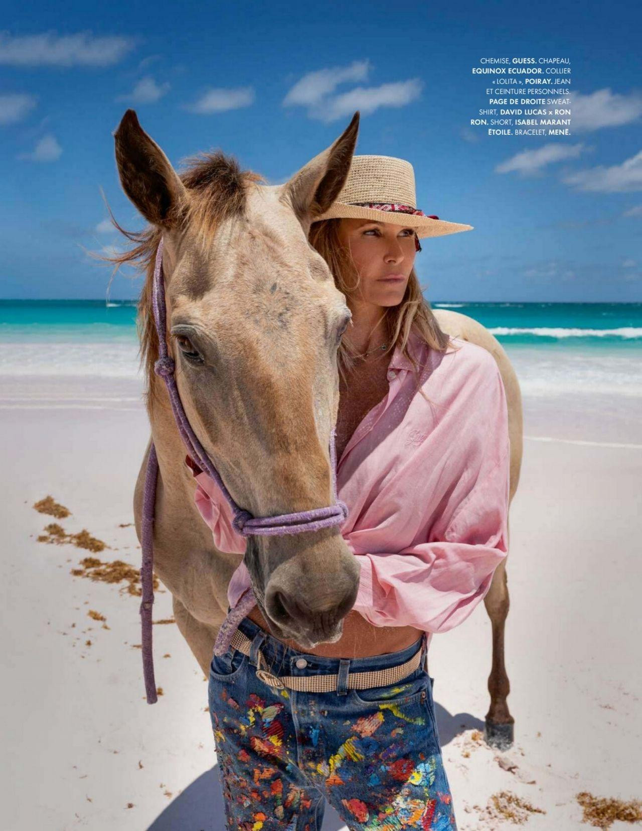 Cô nổi tiếng với kỷ lục 5 lần xuất hiện trên trang bìa tạp chí áo tắm danh tiếng nhất hành tinh Sports Illustrated Swimsuit.