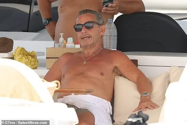 Ông Sarkozy khỏe mạnh, phong độ ở tuổi 67. Ông giữ chức Tổng thống Pháp trong nhiệm kỳ 2007-2012.