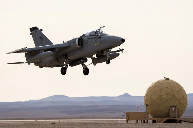 Máy bay chiến đấu AMX của Italy tham gia cuộc tập trận