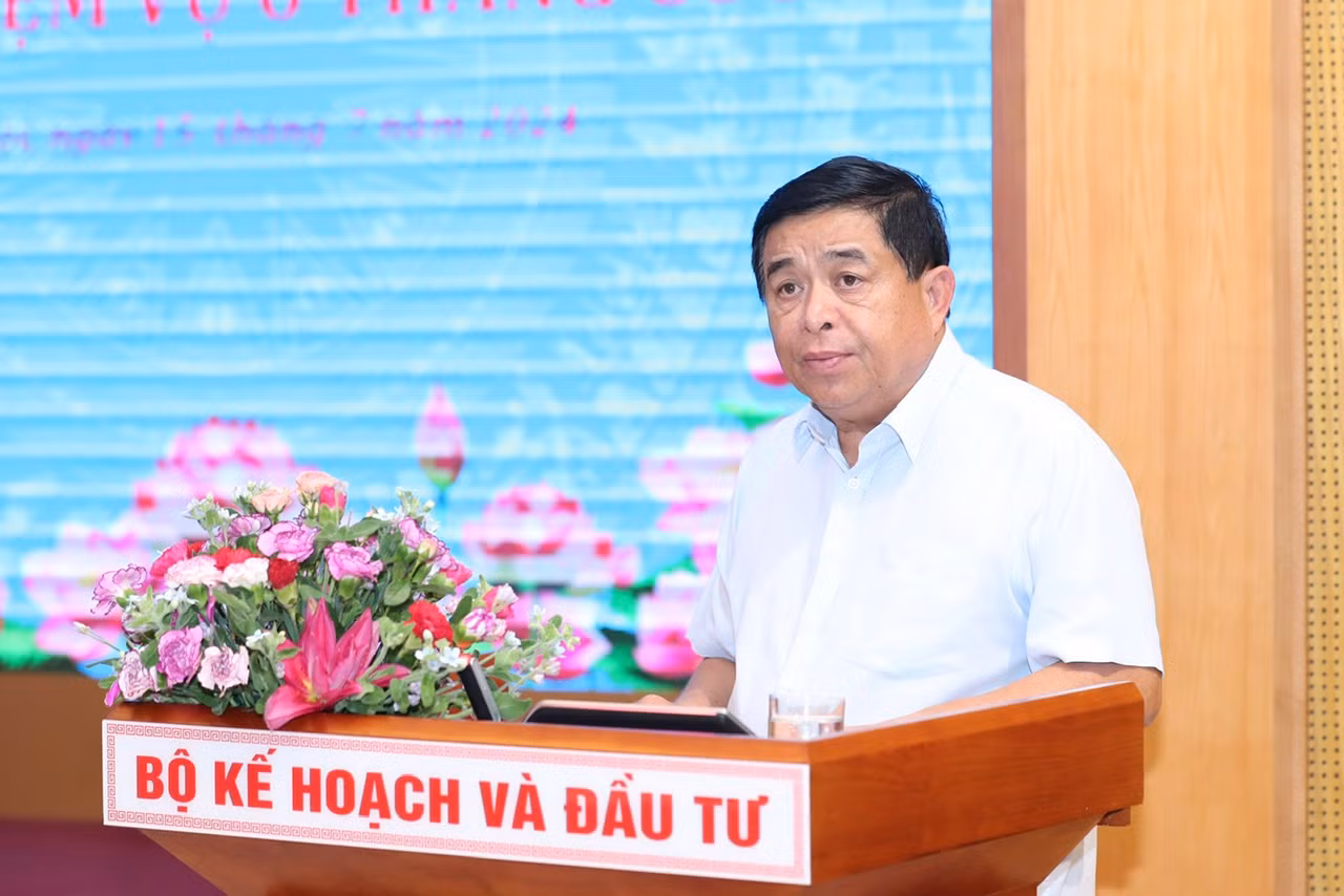 Bộ trưởng KH&ĐT Nguyễn Chí Dũng phát biểu tại hội nghị chiều 15/7. Bộ trưởng KH&ĐT Nguyễn Chí Dũng phát biểu tại hội nghị chiều 15/7.