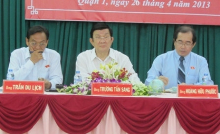 Chủ tịch nước cùng tổ ĐBQH tiếp xúc cử tri quận 1