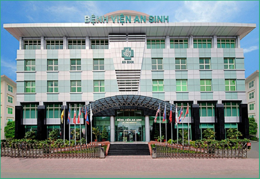 Khi liên hệ theo số điện thoại trên trang Facebook giả mạo thì được hướng dẫn đến số 10 Trần Huy Liệu, quận Phú Nhuận. Địa chỉ này là trụ sở của Bệnh viện An Sinh.