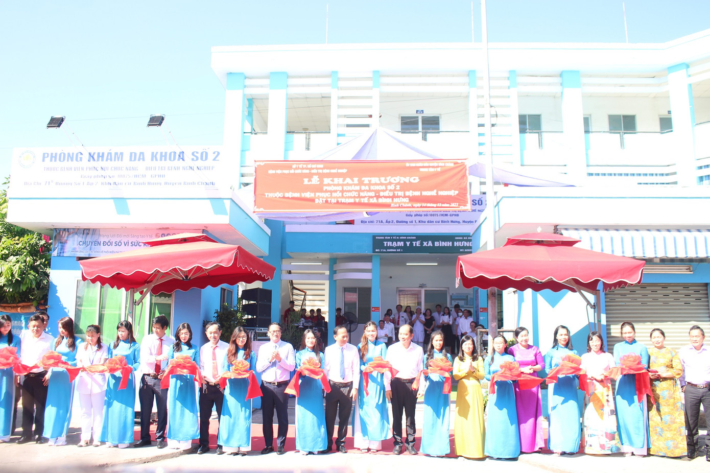 Người dân tại huyện Bình Chánh sẽ được khám sức khỏe miễn phí vào các ngày thứ Bảy và Chủ nhật trong 6 tháng đầu kể từ khi phòng khám khai trương Người dân tại huyện Bình Chánh sẽ được khám sức khỏe miễn phí vào các ngày thứ Bảy và Chủ nhật trong 6 tháng đầu kể từ khi phòng khám khai trương