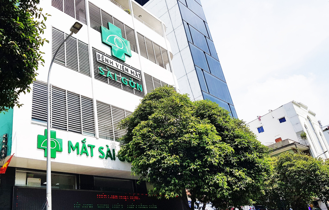 Bệnh viện Mắt Sài Gòn nơi bệnh nhân thực hiện phẫu thuật điều trị tật khúc xạ