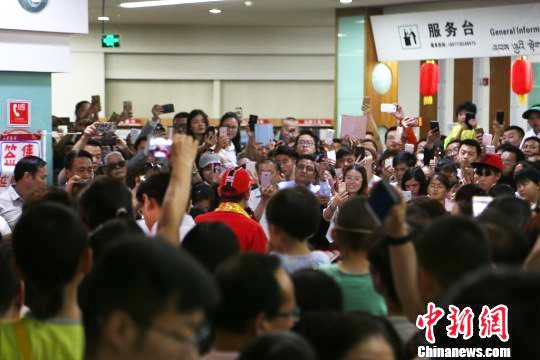 'Ngộ Không' Lục Tiểu Linh Đồng lại bị khán giả Trung Quốc chỉ trích ảnh 1