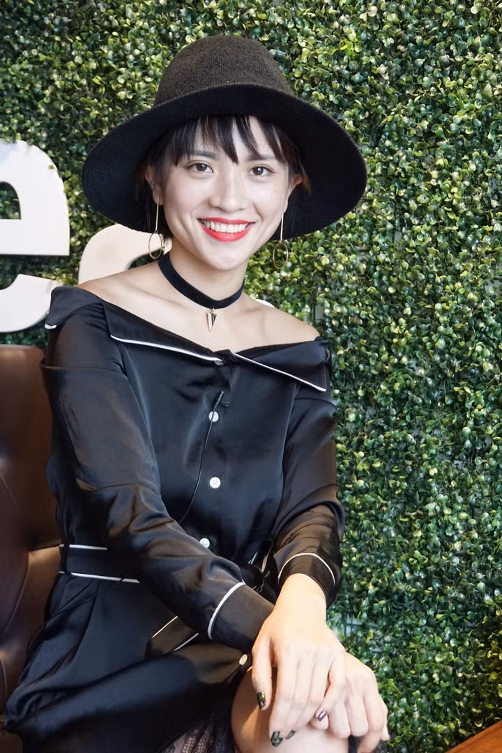 ‘Hương phố’ Người phán xử: ‘Không bao giờ nhắn tin riêng cho bạn diễn’ ảnh 7