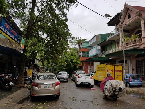 Hình ảnh Nghệ An, Hà Tĩnh ngổn ngang sau bão số 2 ảnh 3