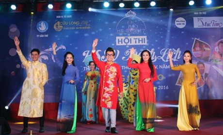 89 thí sinh dự 'Học sinh, sinh viên thanh lịch' TP Cần Thơ ảnh 6