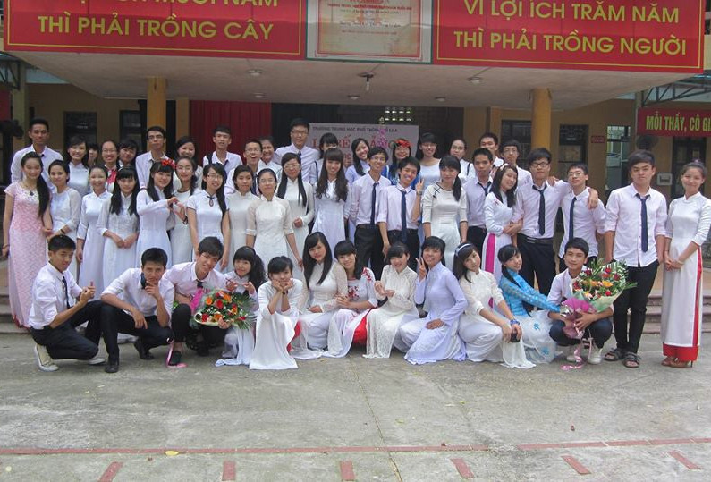 Đến giờ lớp đã có 3 thủ khoa và 2 á khoa