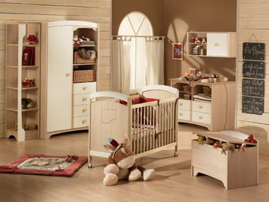 Không gian ngọt ngào, lãng mạn cho những nàng công chúa nhỏ Một không gian ấm áp với gam màu be của gỗ tự nhiên Những điểm nhấn sắc màu mạnh mẽ thể hiện cá tính của bé