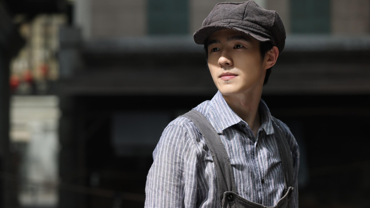 Lưu Hạo Nhiên là diễn viên 9X đầu tiên có tổng doanh thu phòng vé tất cả phim tham gia đạt mốc 20 tỷ nhân dân tệ. Lưu Hạo Nhiên là diễn viên 9X đầu tiên có tổng doanh thu phòng vé tất cả phim tham gia đạt mốc 20 tỷ nhân dân tệ.