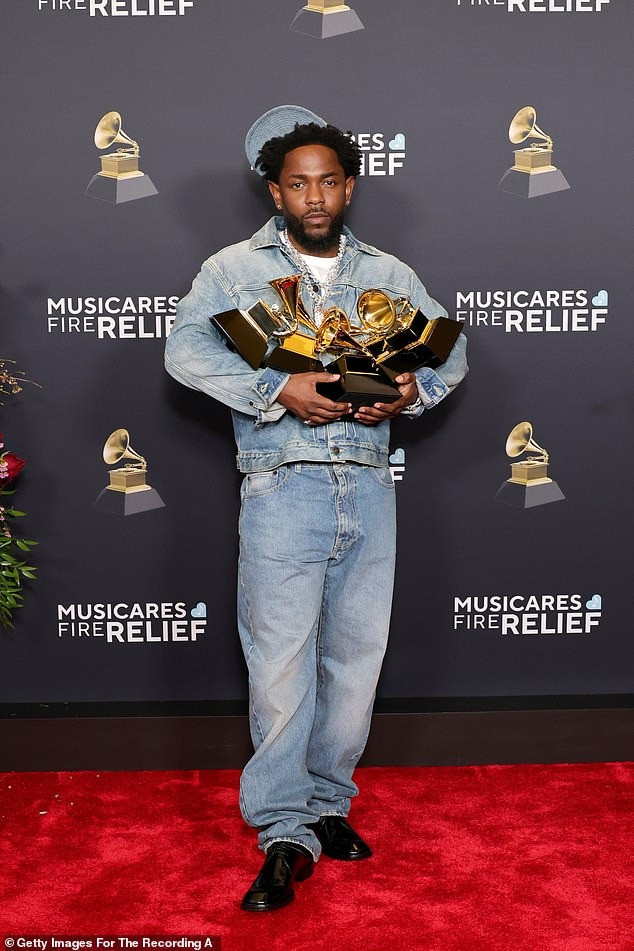 Kendrick Lamar thắng đậm với 5 giải Grammy. Trong khi đó, Chappell Roan được vinh danh Nghệ sĩ mới xuất sắc nhất. Ảnh: Getty Images.