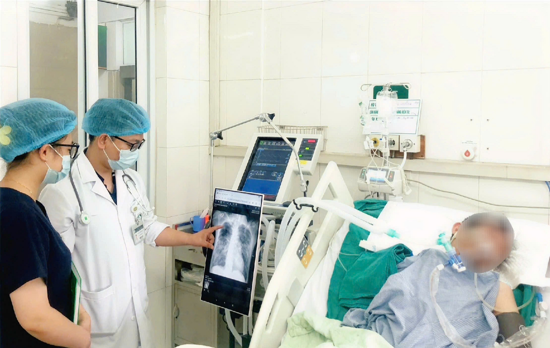 Bệnh sởi tấn công người lớn gây biến chứng nặng. Bệnh sởi tấn công người lớn gây biến chứng nặng.