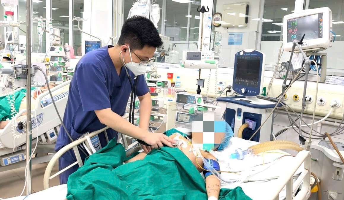 Trẻ rơi vào tình trạng nguy kịch do uốn ván