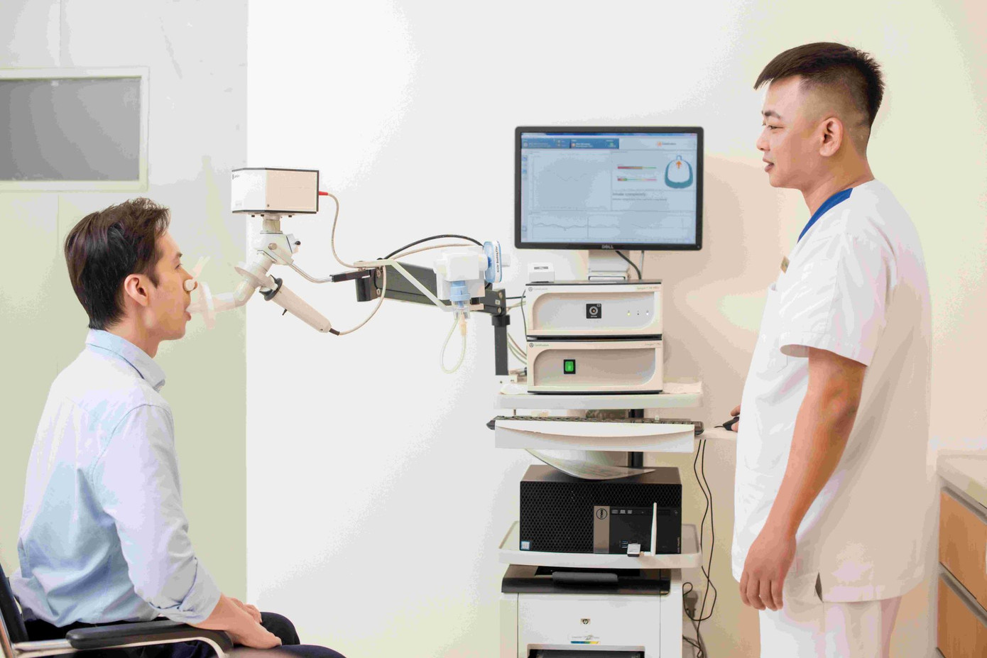 Trung tâm Dị ứng Miễn dịch Lâm sàng Vinmec sở hữu công nghệ hiện đại giúp phát hiện sớm điều trị đúng và kiểm soát lâu dài các bệnh lý về miễn dịch - dị ứng. Trung tâm Dị ứng Miễn dịch Lâm sàng Vinmec sở hữu công nghệ hiện đại giúp phát hiện sớm điều trị đúng và kiểm soát lâu dài các bệnh lý về miễn dịch - dị ứng.