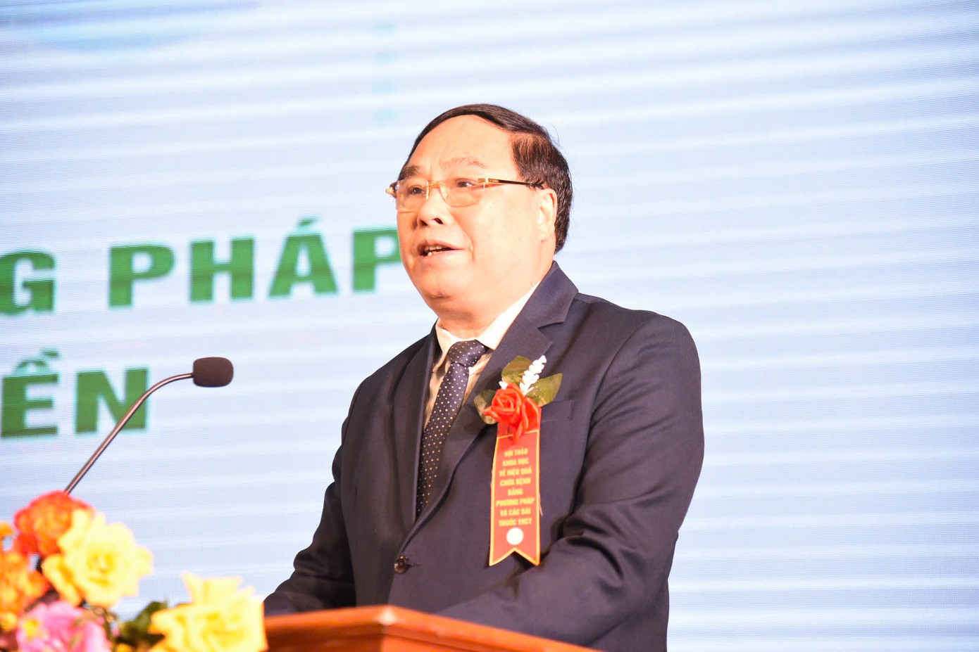 PGS.TS Đậu Xuân Cảnh, Chủ tịch Hội Đông y Việt Nam phát biểu tại hội nghị