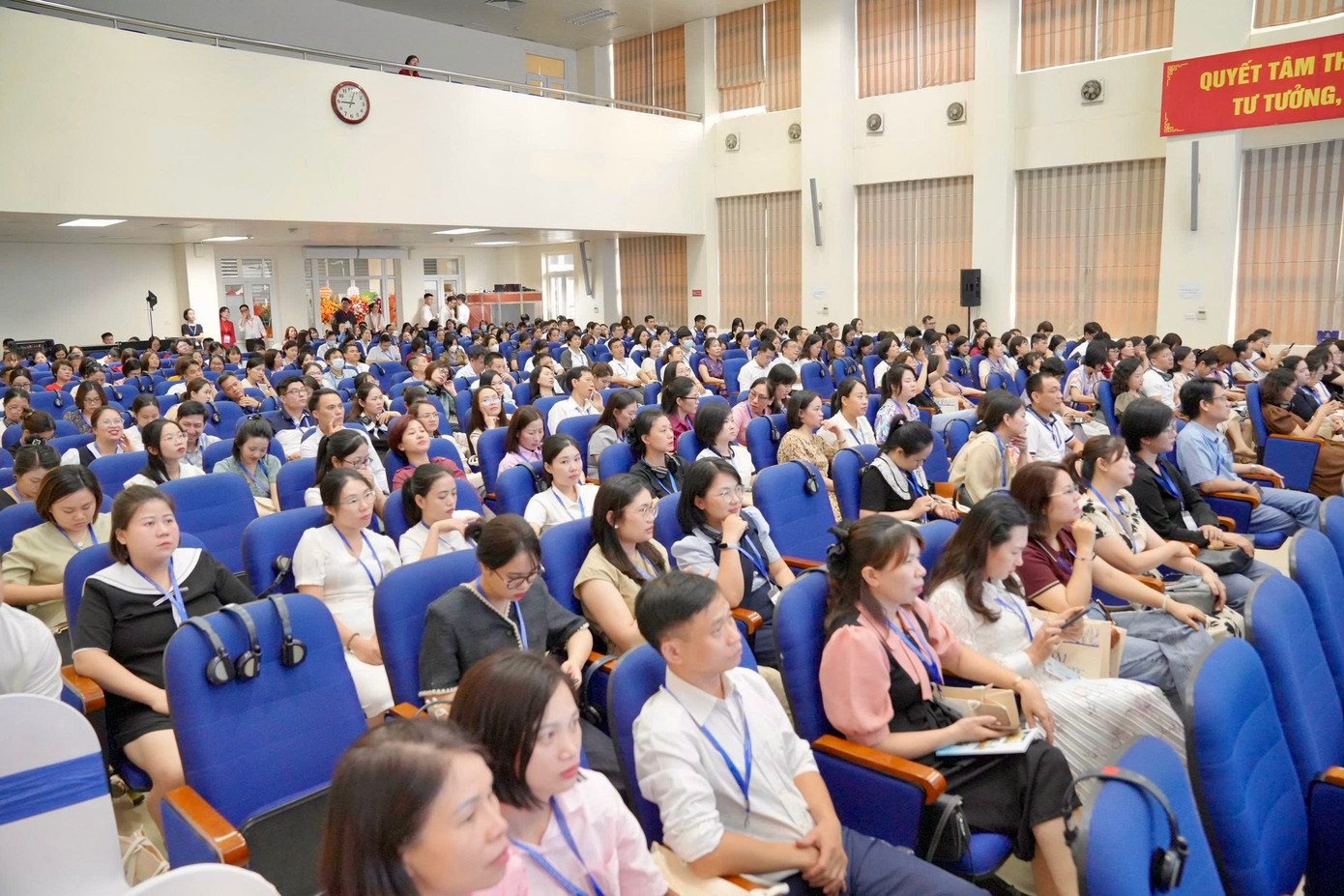 Các đại biểu tham dự hội nghị. Các đại biểu tham dự hội nghị.