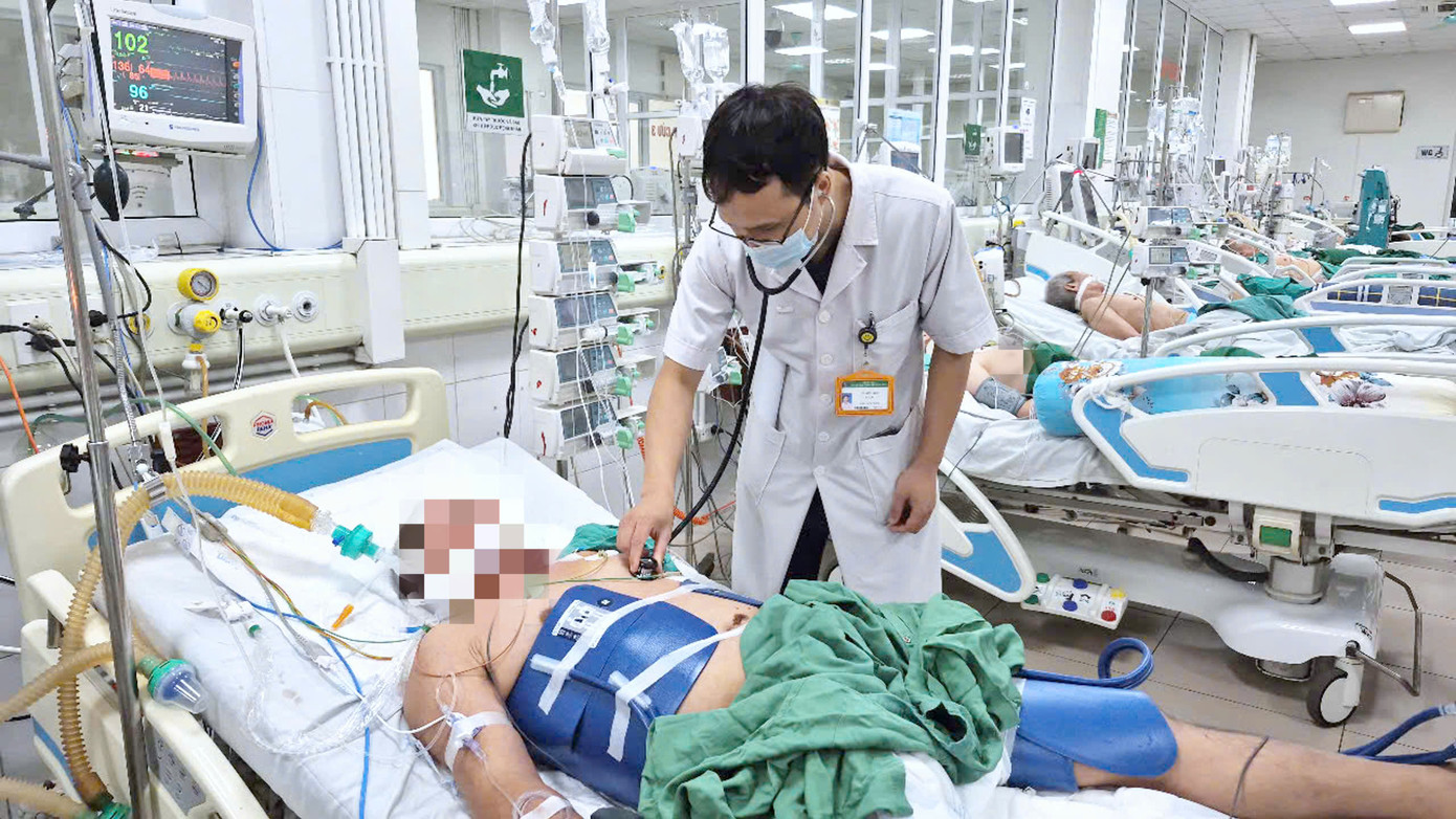 Bệnh nhân đang được điều trị tích cực. Bệnh nhân đang được điều trị tích cực.