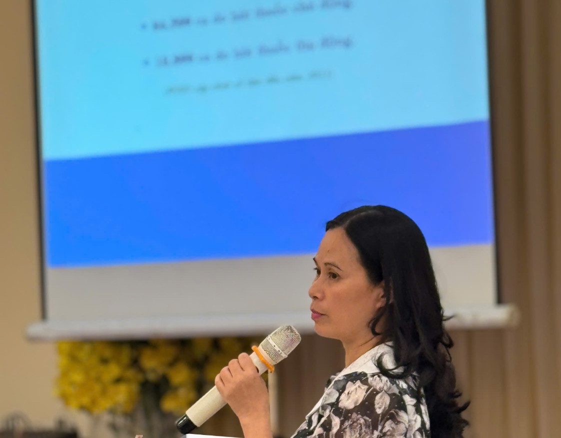 ThS Nguyễn Thị Thu Hương, Quỹ Phòng, chống tác hại của thuốc lá (Bộ Y tế) chia sẻ tại toạ đàm.