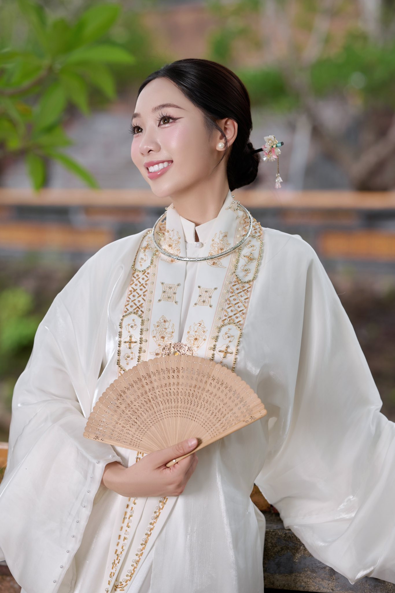 Dàn thí sinh háo hức cho chung kết Hoa hậu Việt Nam 2024 ở TP Huế.