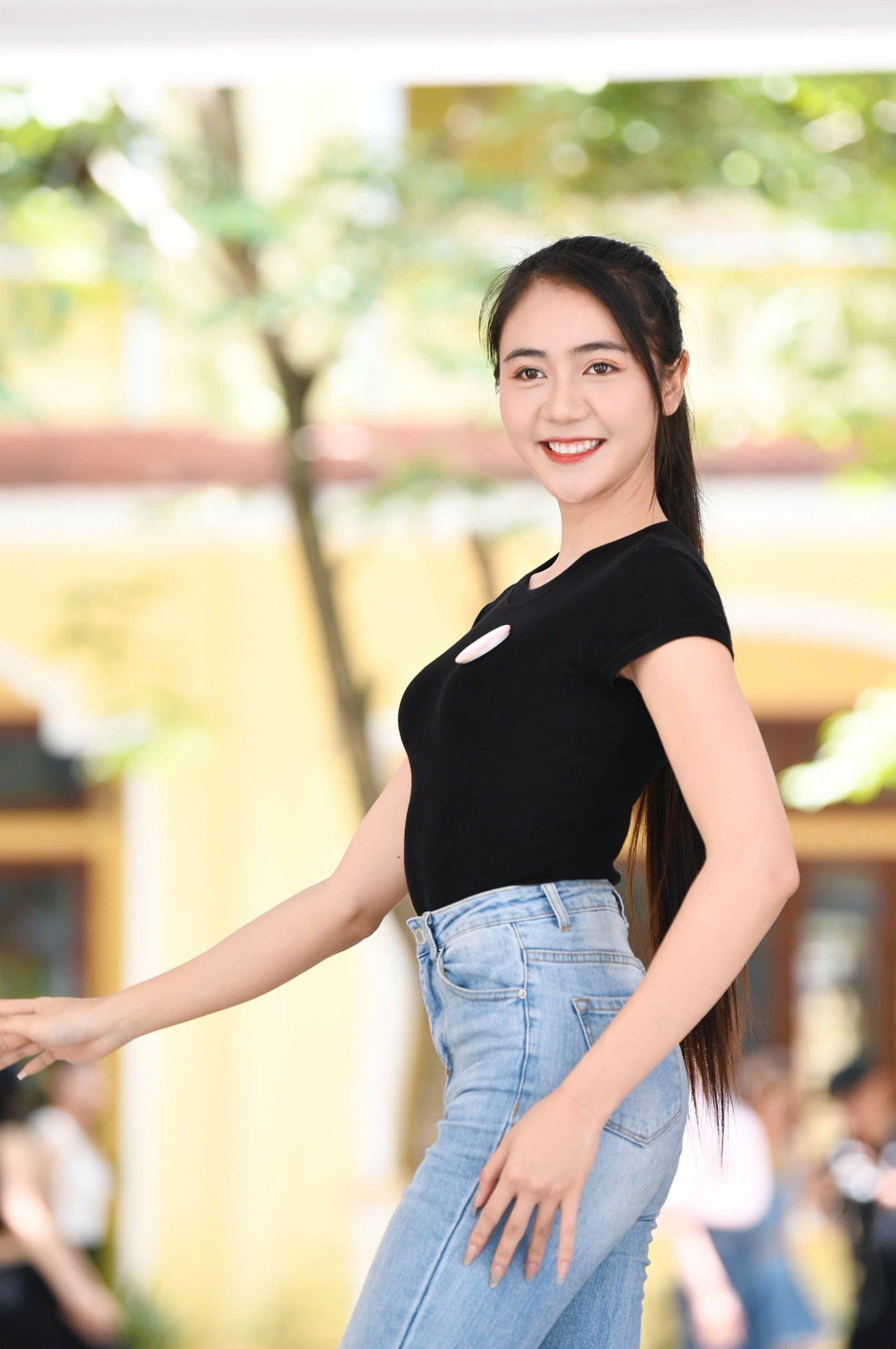 Đạo diễn Linh Nguyễn đánh giá 25 thí sinh Hoa hậu Việt Nam 2024 có khả năng đồng diễn đồng đều và ấn tượng nhất từ trước tới nay, hứa hẹn mang tới những phần biểu diễn đáng nhớ, mãn nhãn cho khán giả TP Huế vào ngày 27/6.