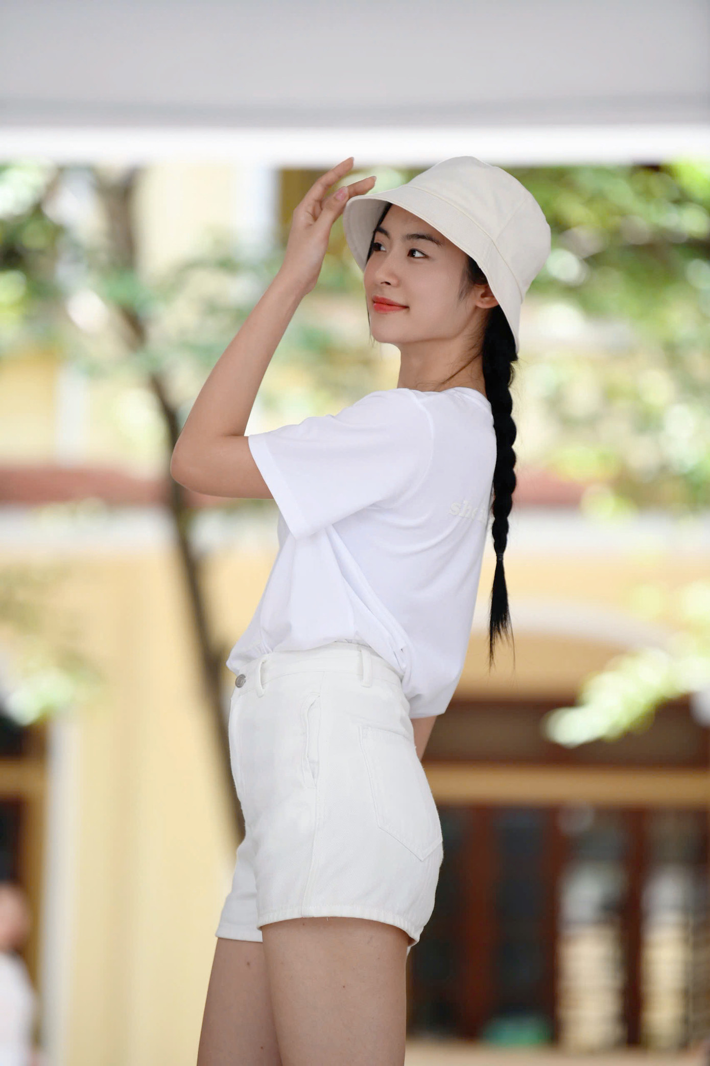 Sau quãng thời gian tạm nghỉ, các thí sinh hào hứng khi trở lại TP Huế để chuẩn bị cho đêm chung kết. Trước đó, họ tranh thủ rèn luyện thêm các kỹ năng về catwalk, biểu cảm và ứng xử để có thể tự tin hơn trên sân khấu.