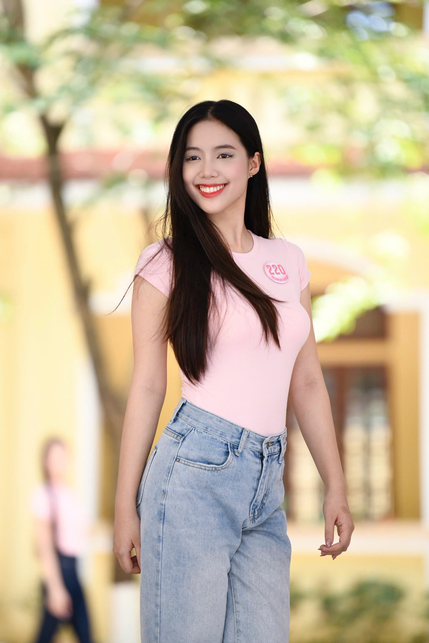 Cùng mục tiêu đến với Hoa hậu Việt Nam để chinh phục vương miện danh giá nhưng các cô gái đã có được nhiều bài học quý giá, những tình bạn đẹp trong quá trình hơn 3 tháng đồng hành cùng cuộc thi.