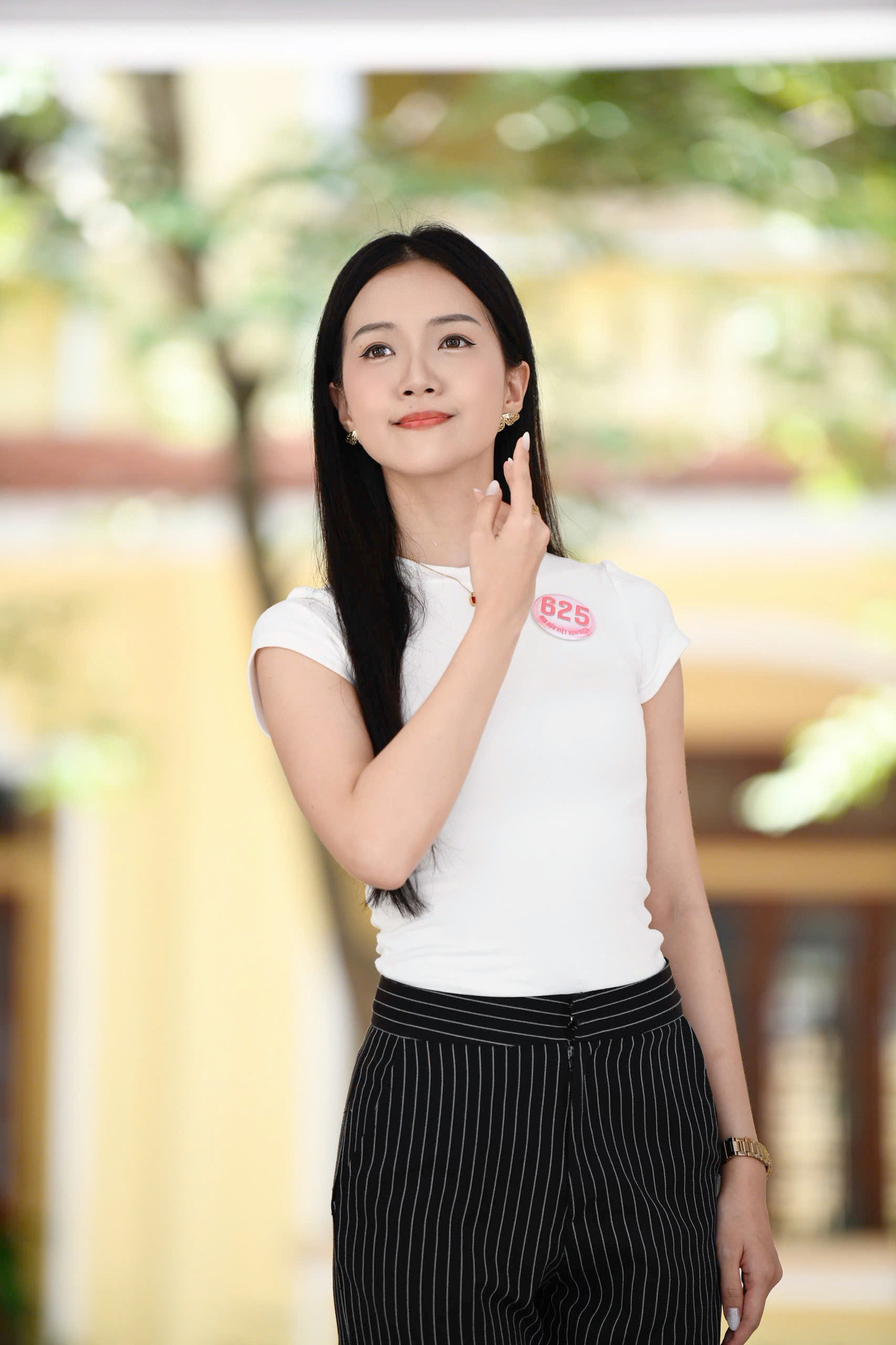 Họ cũng chú trọng vào chế độ ăn uống, ngủ nghỉ khoa học để có một làn da đẹp và thần thái rạng rỡ nhất.