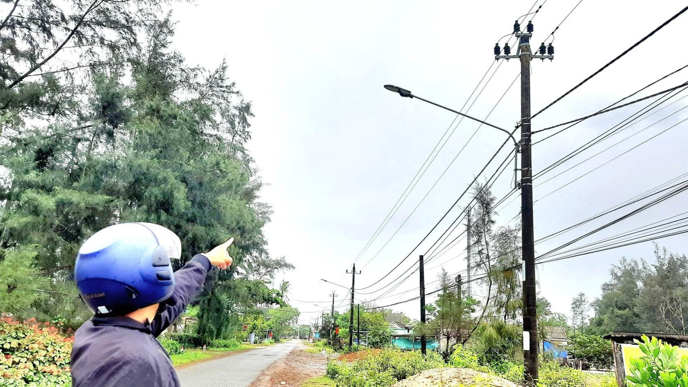 Công trình điện thắp sáng đường kiểu mẫu xã và đường thôn, xã Hải Khê. Ảnh: VietNamNet. Công trình điện thắp sáng đường kiểu mẫu xã và đường thôn, xã Hải Khê. Ảnh: VietNamNet.