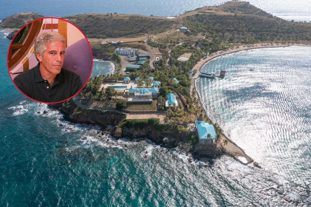 Đảo Epstein là nơi diễn ra các thú vui bệnh hoạn của "tỷ phú ấu dâm" Jeffrey Epstein. Ảnh: SplashNews.com. Đảo Epstein là nơi diễn ra các thú vui bệnh hoạn của "tỷ phú ấu dâm" Jeffrey Epstein. Ảnh: SplashNews.com.