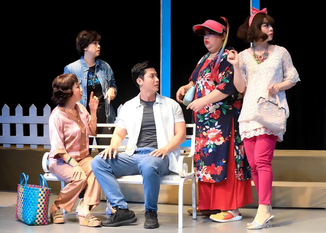 Một cảnh trong vở Tía ơi! Chồng con đâu của sân khấu 5B.