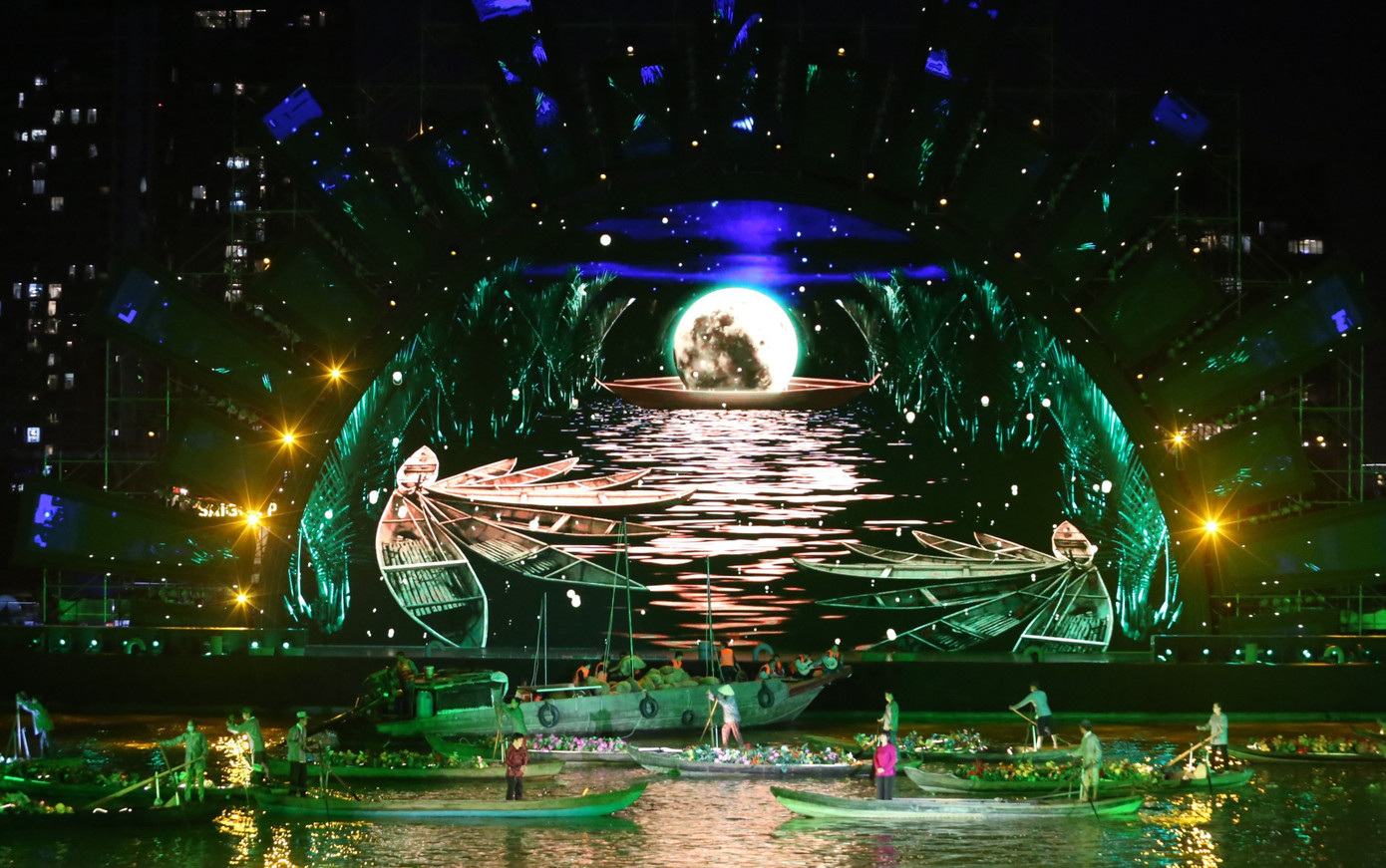 Tái hiện hình ảnh Chợ nổi trên dòng sông Sài Gòn tại Lễ hội Sông nước TPHCM lần thứ Nhất Tái hiện hình ảnh Chợ nổi trên dòng sông Sài Gòn tại Lễ hội Sông nước TPHCM lần thứ Nhất