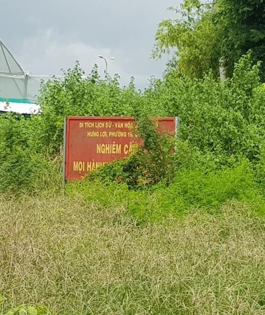 Di tích khảo cổ Lò gốm Hưng Lợi hiện đang bị xâm hại đang cần bố trí kinh phí tôn tạo.