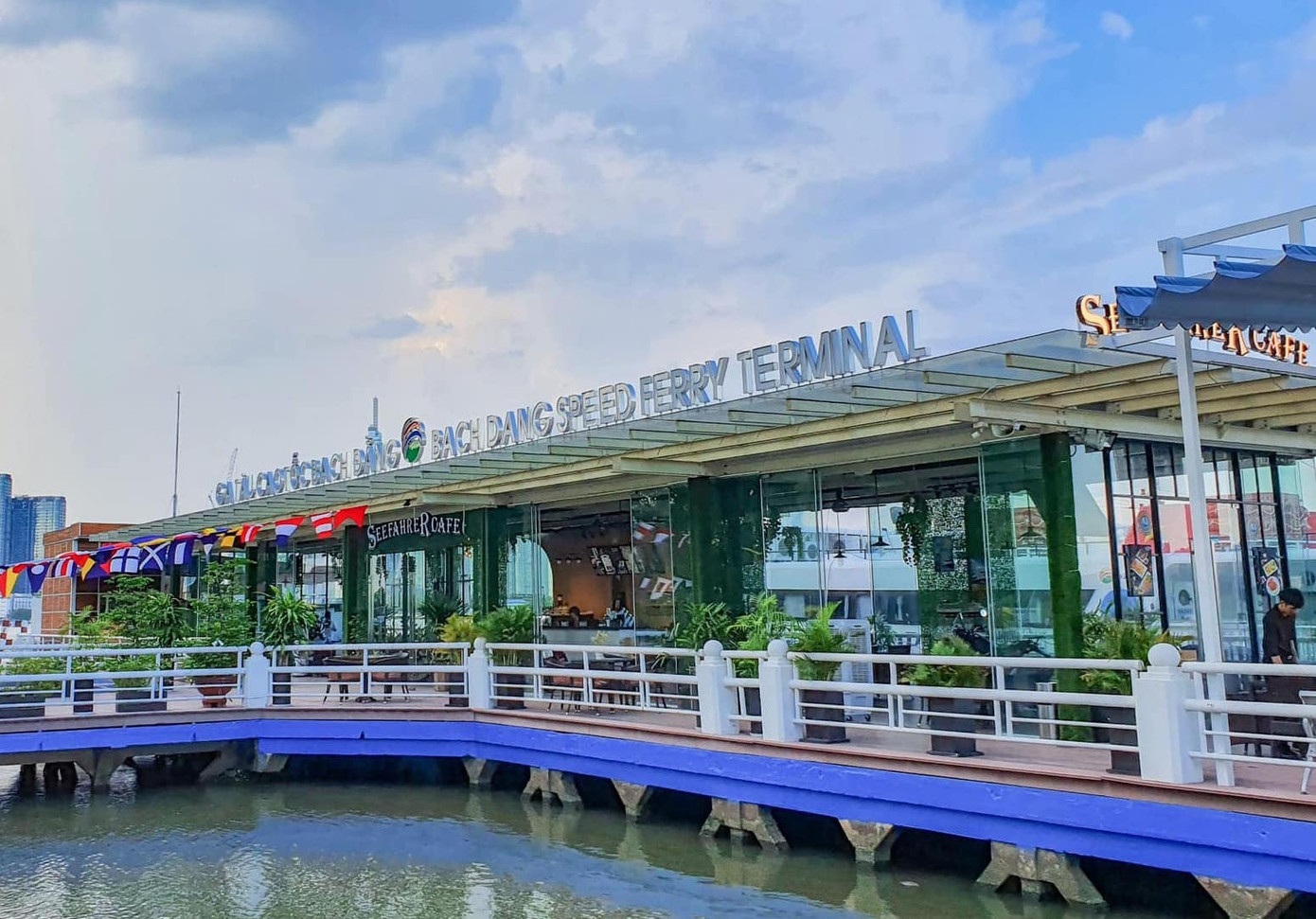 Bến thuỷ nội địa tàu cao tốc tại bến Bạch Đằng