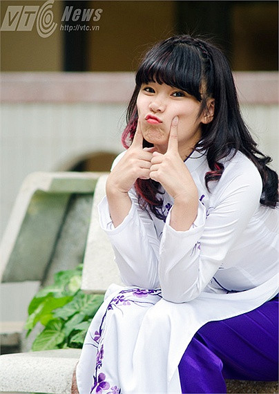 Hoàng Yến đã phác thảo ý tưởng kín 3 tờ giấy A4 để trình bày với ban giám khảo và rất hài lòng với hai phần thi ngày hôm nay