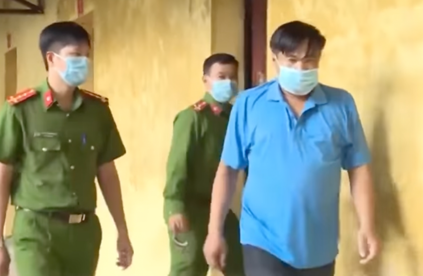 Phạm Anh Tuấn tại cơ quan công an. Phạm Anh Tuấn tại cơ quan công an.