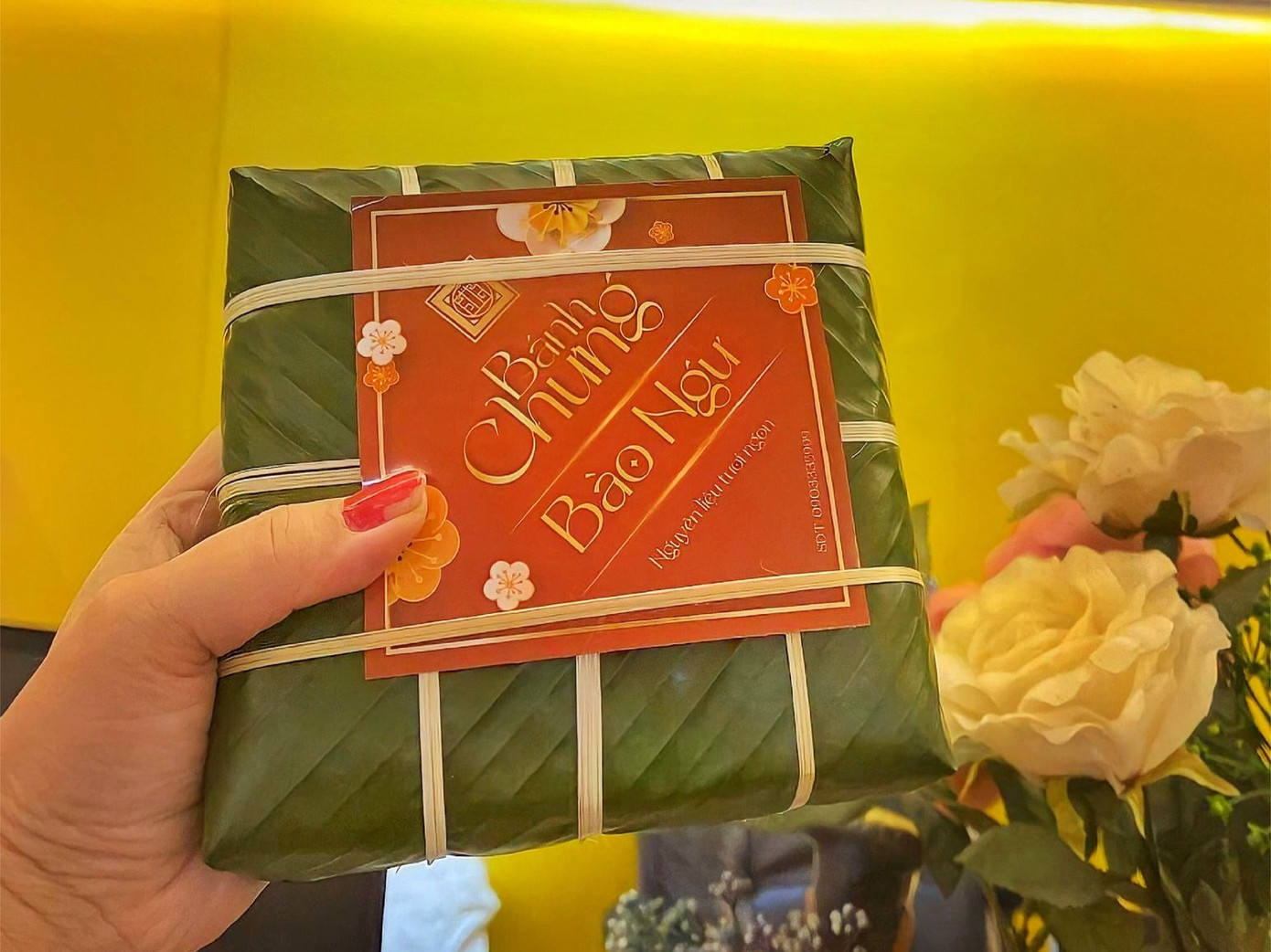 Bánh chưng bào ngư được bán với giá 300.000 đồng/chiếc (Ảnh: Azapphize). Bánh chưng bào ngư được bán với giá 300.000 đồng/chiếc (Ảnh: Azapphize).